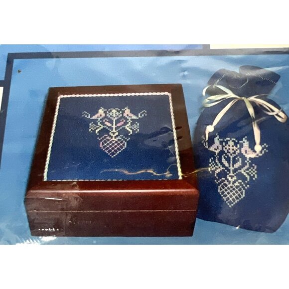 MLadys Chatelaine Cross Stitch Chart With Beads - Picture 3 of 5